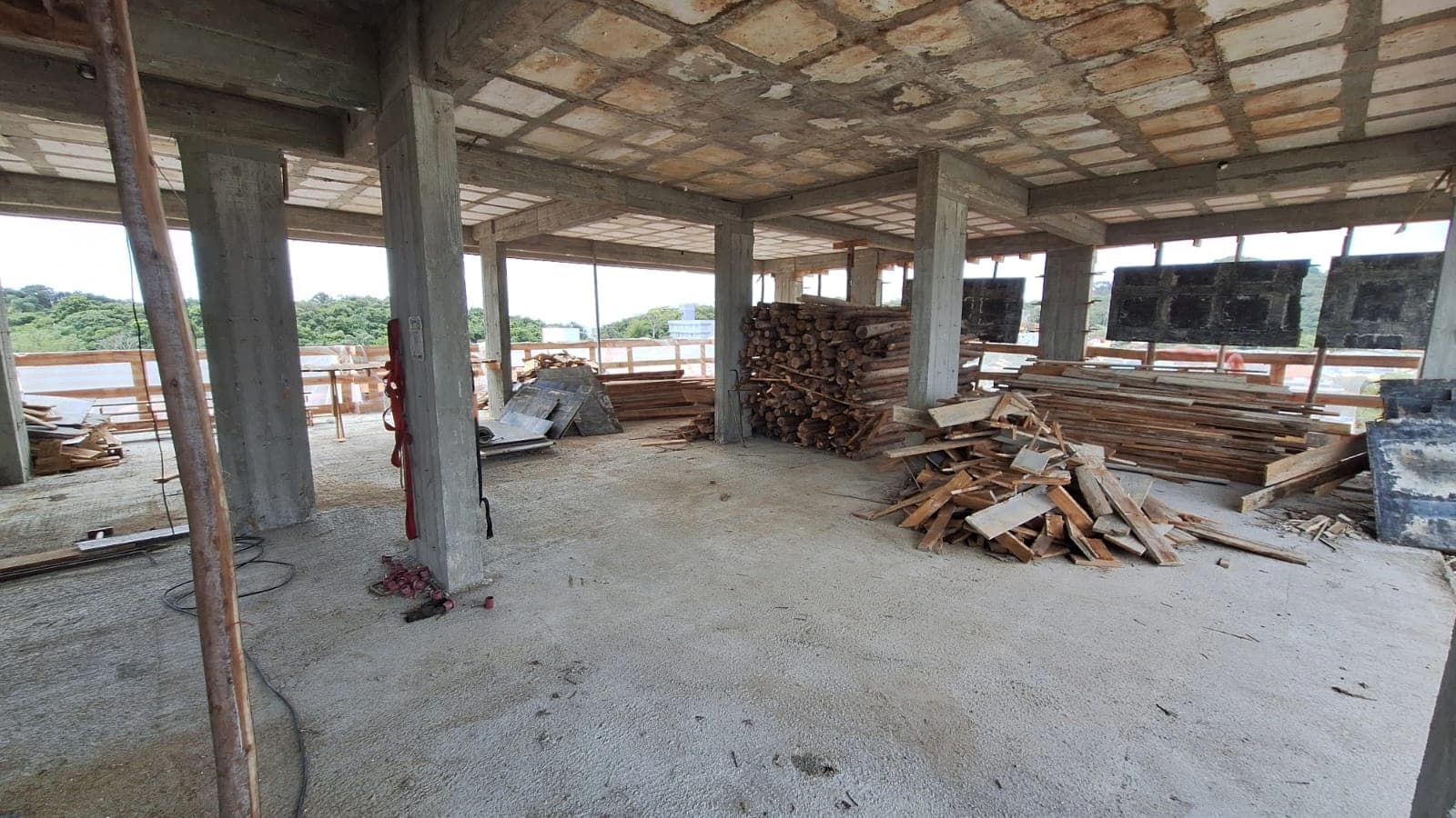 Jardim Brilhante Novembro/2025